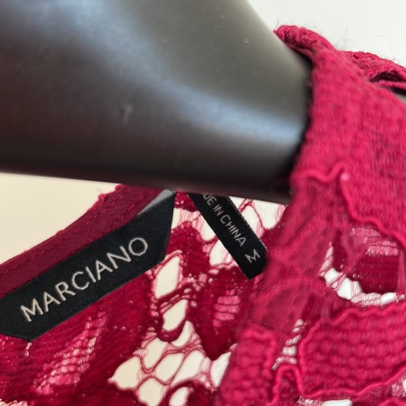 Marciano Raspberry Red Lace Crop top & matching Pants top M, bottoms size 8 - Picture 6 of 6